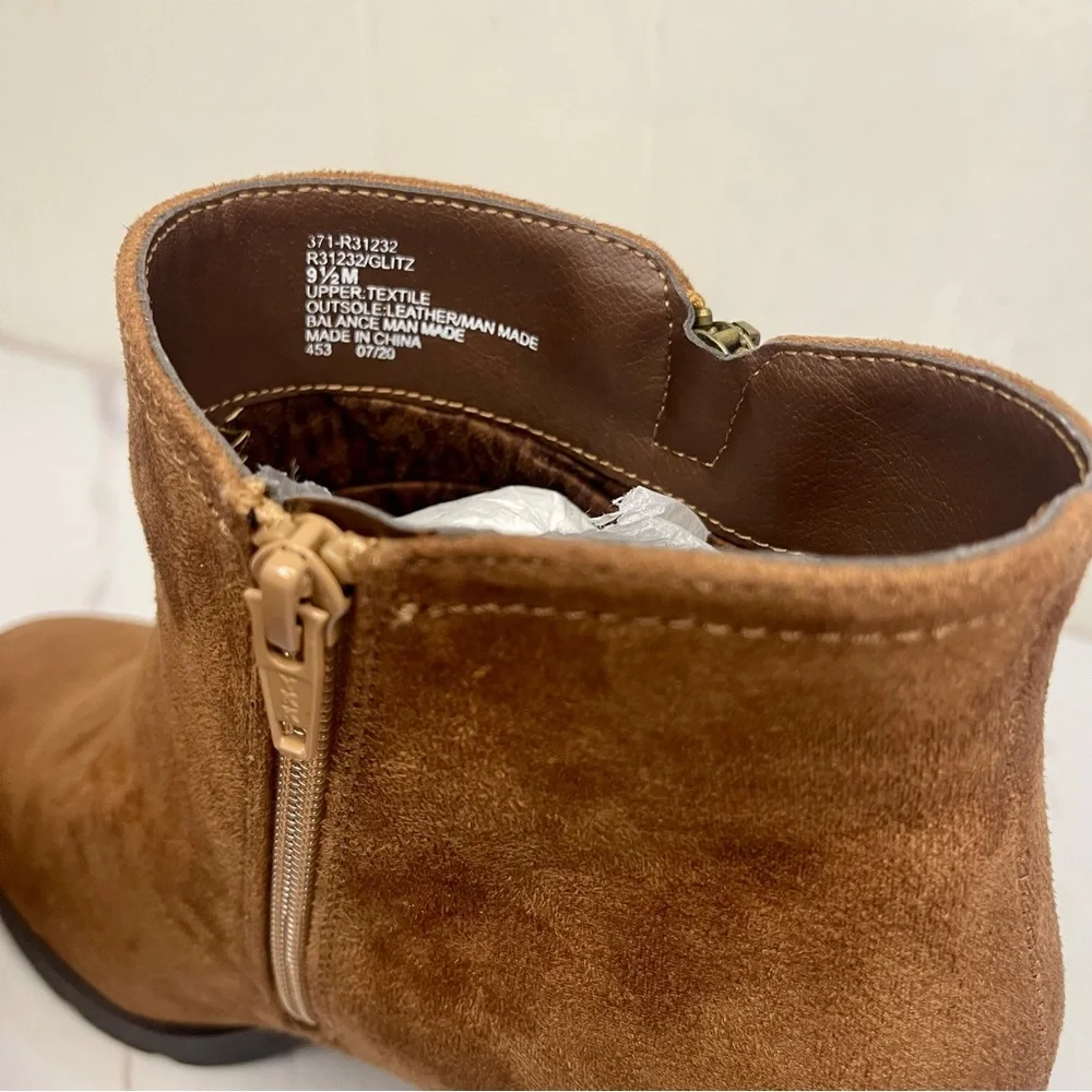 Rialto Women's Walnut Faux Suede Block Heel Booties Shoes Size 9.5M